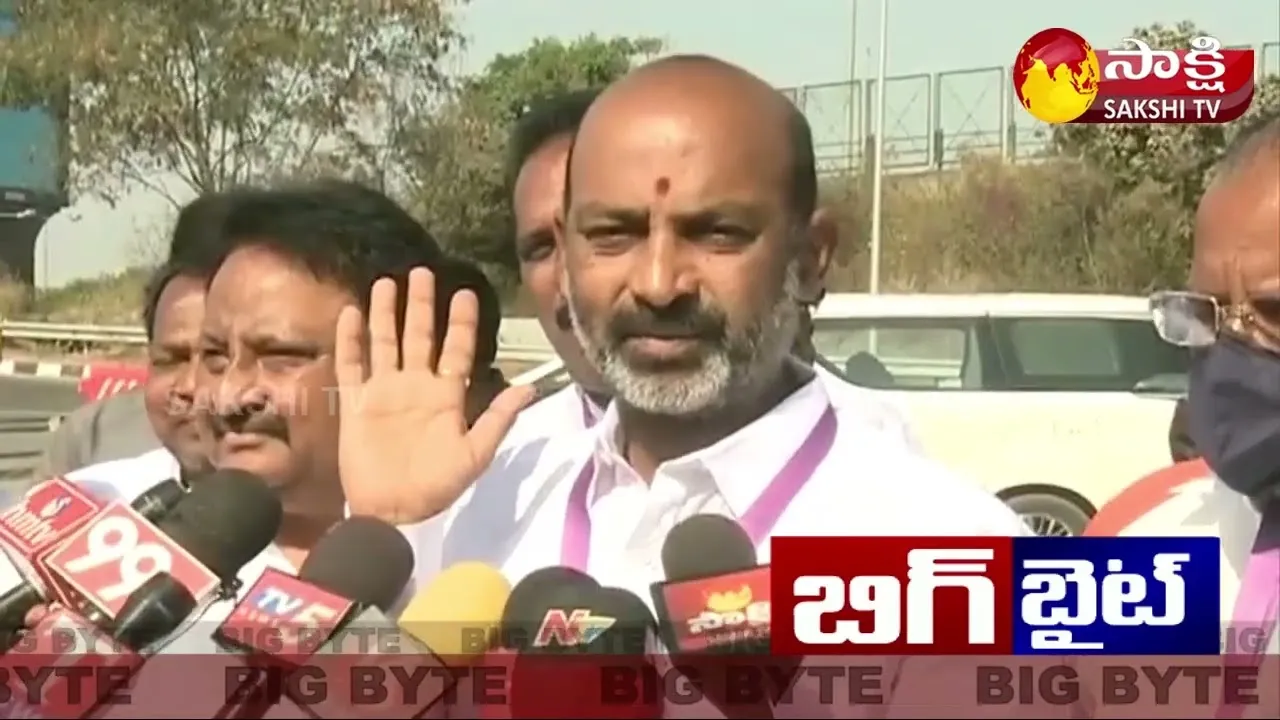 Bandi Sanjay Comments On CM KCR