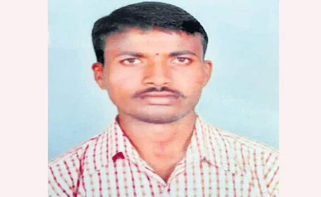 Young Man Passed Away By Drinking Insecticide In Wanaparthy District - Sakshi