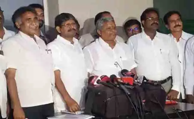 Ap Employees Union Leaders Press Meet After Meeting With Ministers Amaravathi - Sakshi