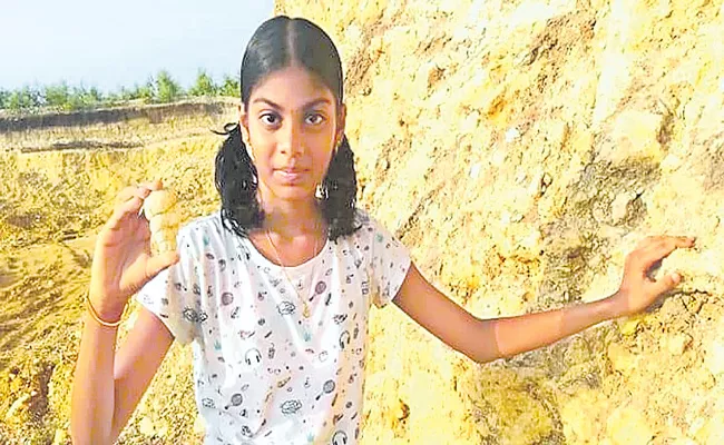 Aswatha Biju: 14 year old young paleontologist, she has collected over 130 fossils - Sakshi