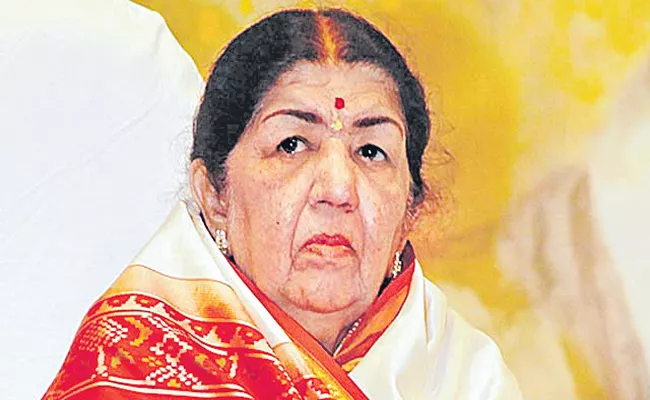 Lata Mangeshkar health deteriorates, on ventilator in mumbai - Sakshi