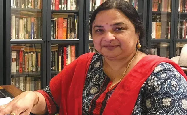 Santishree Dhulipudi Pandit: JNU Gets Its First Woman Vice Chancellor - Sakshi