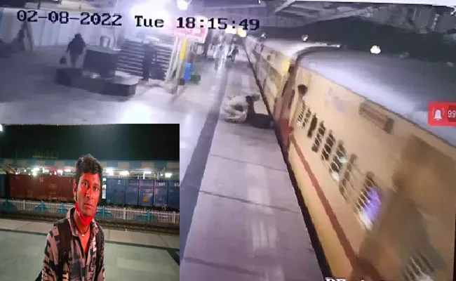 RPF Police Saves Passenger Life At Warangal Railway Station - Sakshi