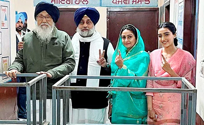 After 3 Decades, Punjab Assembly Will Have No Badal Family Member - Sakshi