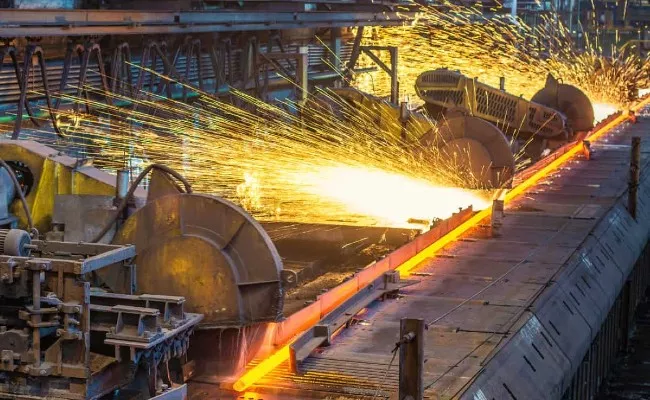 Indian Steel Makers Rush To Fill Supply Gap By Russia-Ukraine War - Sakshi