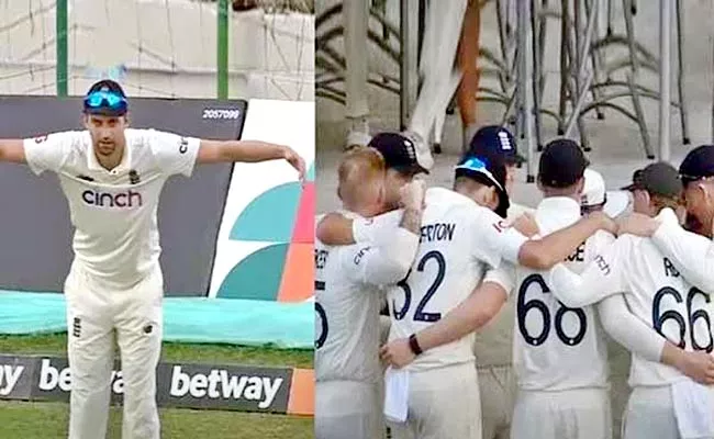 Mark Wood Misses Team huddle Later Does Hurdle Pose From Other End Viral - Sakshi