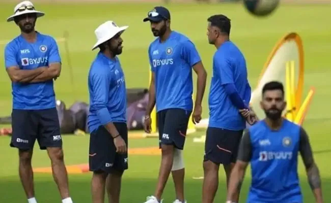 Vice-captain Jasprit Bumrah Reveals Secrets Preparing Pink Ball Test Vs SL - Sakshi