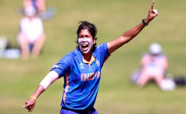 INDW VS WIW: Jhulan Goswami Became Leading Wicket Taker In Womens World Cups - Sakshi