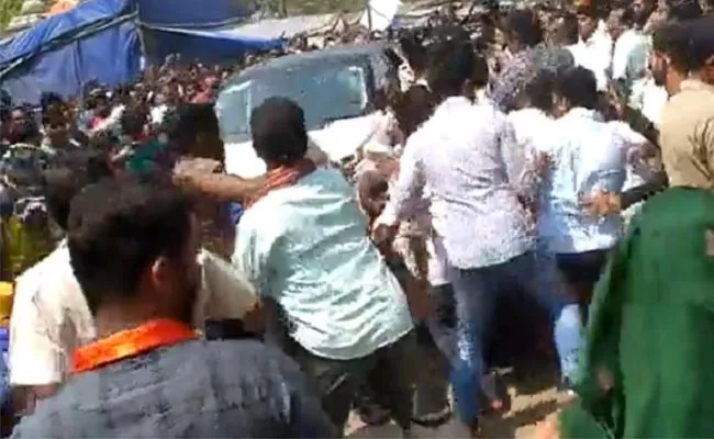 Odisha Bjd Mla Prashant Jagdev Vehicle Moves Over Crowd Several Injured - Sakshi