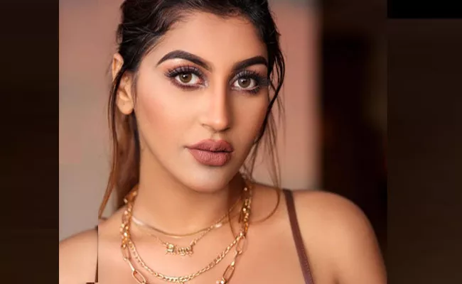 Yashika Anand Quit Driving After Losing Friend In Accident - Sakshi