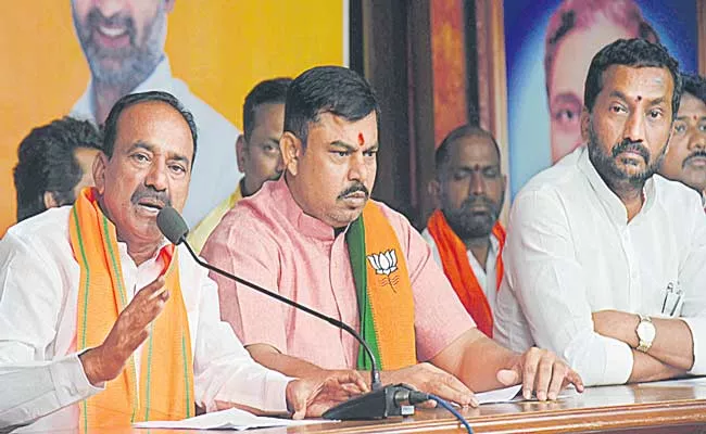 Hyderabad: Suspended BJP MLAs Meet Assembly Speaker Pocharam Srinivas Reddy - Sakshi