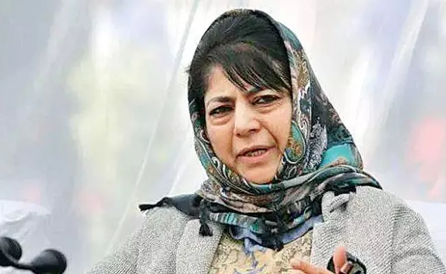 Mehbooba Mufti Slams On Centre Weaponizing Pain Of Kashmiri Pandits - Sakshi