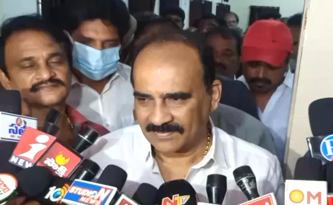 Minister Balineni Srinivasa Reddy Comments On Pawan Kalyan - Sakshi