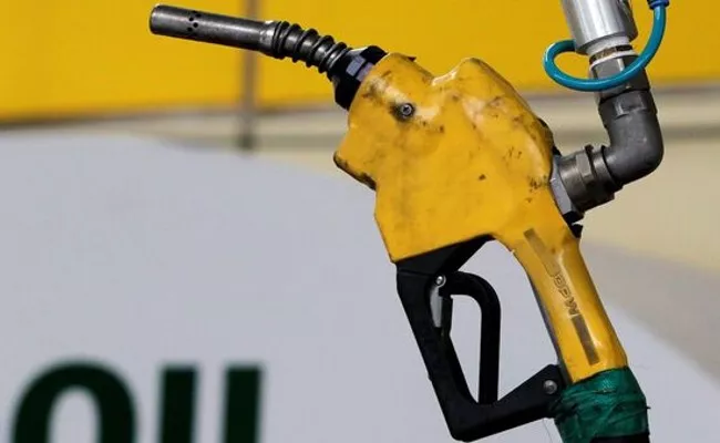 Oil prices At a Record: Per litre petrol price in India vs major countries - Sakshi