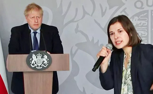 Ukraine War: Woman Journalist Berates Boris Johnson Emotional Speech Poland - Sakshi