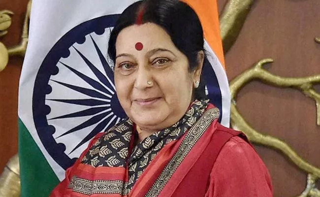 Remember Sushma Swaraj Amid Ukraine Crisis Indian Students Bring Back - Sakshi