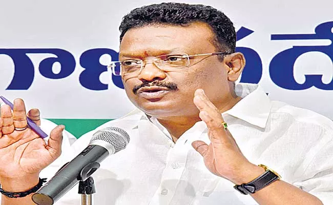 Dasoju Sravan Kumar Demands That Unemployment Emergency To Be Declared - Sakshi