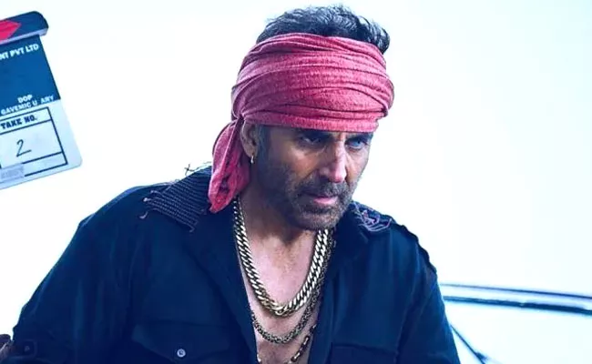 Akshay Kumar Bachchhan Pandey Faces Criticism For This Reason - Sakshi