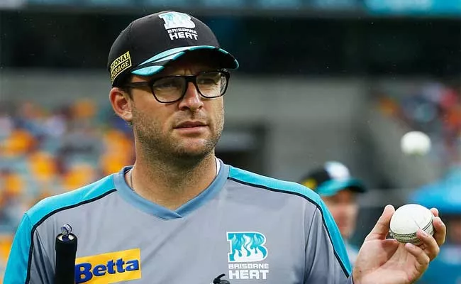 Australia name Daniel Vettori as spin consultant  - Sakshi