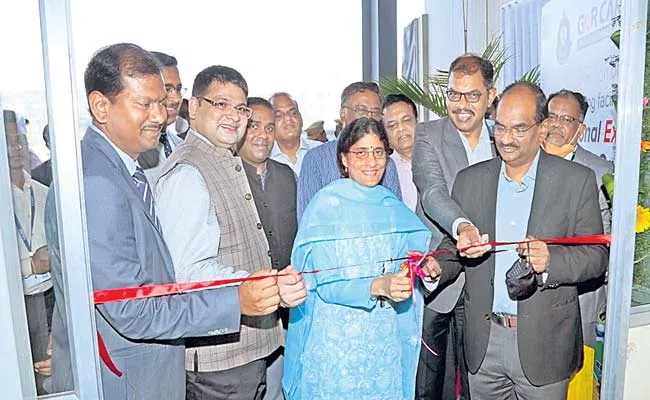 Hyderabad Airport Inaugurates International Courier Express Cargo Facility - Sakshi