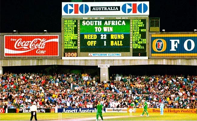 30 Years 1 Ball 22 Runs South Africa Vs Eng 1992 World Cup Semi Final - Sakshi