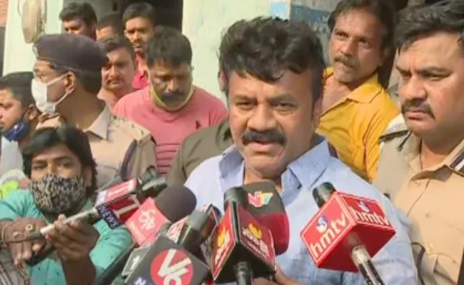 Hyderabad Bhoiguda Fire Accident: Trs Minister Talasani Srinivas Yadav Responds - Sakshi