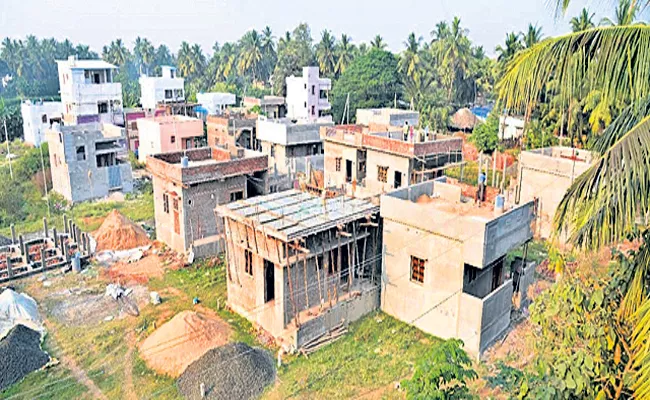 Andhra Pradesh Government decision to complete housing for poor - Sakshi