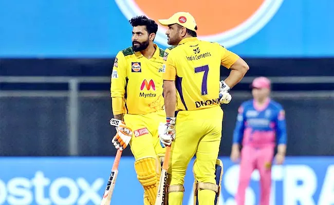 What MS Dhoni Strategy Behind Leaving Captaincy For CSK IPL 2022 - Sakshi