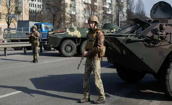 Russian Forces Still Stuck about 15 kms From the Centre of Kyiv - Sakshi