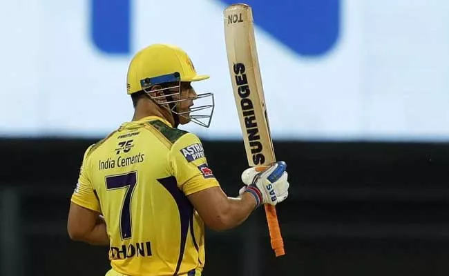 IPL 2022: Dhoni Becomes Oldest Player To Score Fifty In IPL History - Sakshi