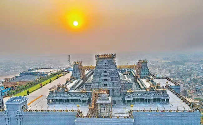 Yadadri Temple Swayambhu Darshan From 28th March - Sakshi