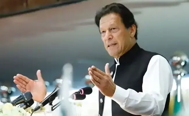 PM Imran Khan Said Pakistan Foreign Policy Being Manipulated - Sakshi