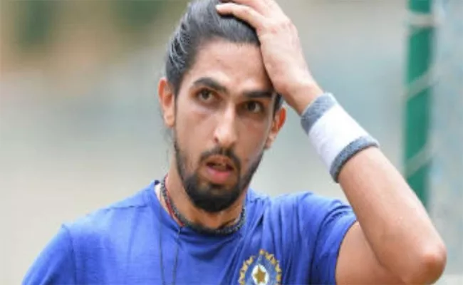 Fans Shock Ishant Sharma Appears Virtual Guest Box During RCB Vs KKR - Sakshi