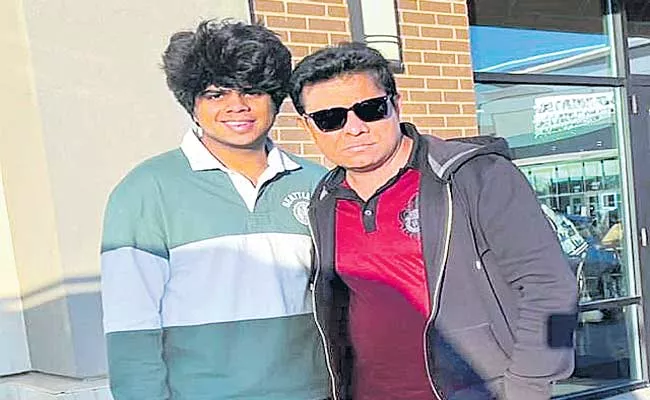 Telangana Minister KTR With Nephew In The US - Sakshi