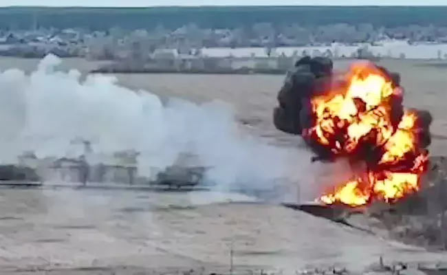 Defence of Ukraine Shares Video Of Russian Helicopter Gunship Shot Down In Flames - Sakshi