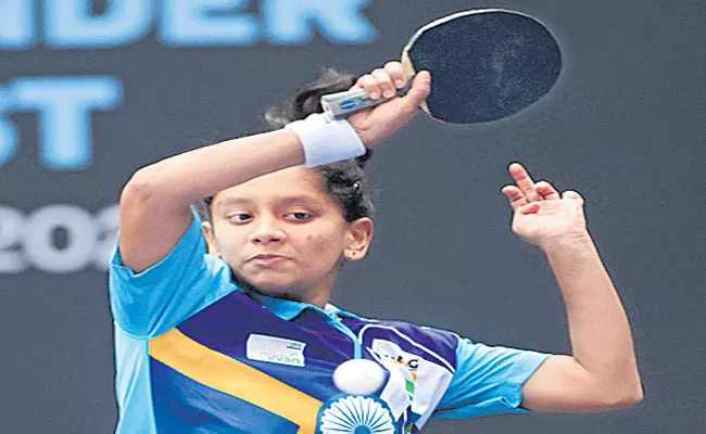 Telangana Girl Akula Sreeja Won Bronze Medal Table Tennis Doubles - Sakshi