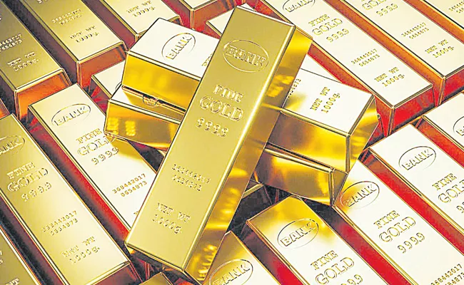 Feature Gold Giving Huge Profits To Investors - Sakshi