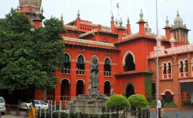 Chennai: Youth Rash Driving High Court Variety Punishment - Sakshi