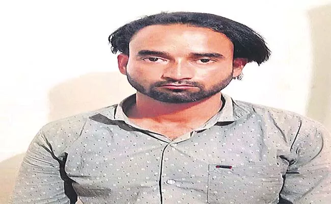 Man Arrested For Harassing Married Woman With Video Call - Sakshi