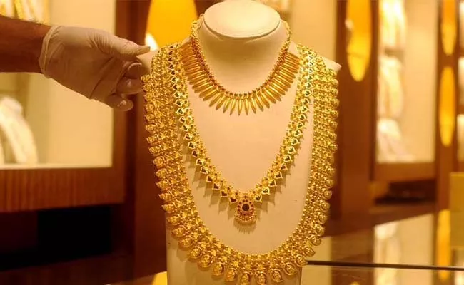 India Gold Imports Rose By 33.34 Per Cent To 46.14 Billion During The 2021-22 Fiscal - Sakshi