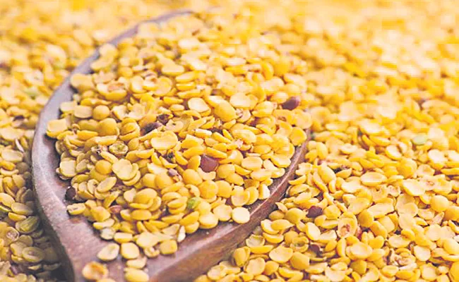 Andhra Pradesh Government distributing Toor Dal for Low price - Sakshi