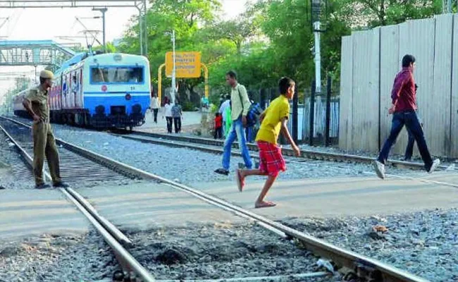 5 Dead After Hit By Konark Express Train, Railway Accidents Precautions - Sakshi