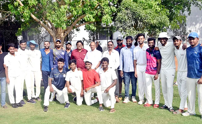 Sakshi premier League 2022: Kls Junior college Beat Srr college