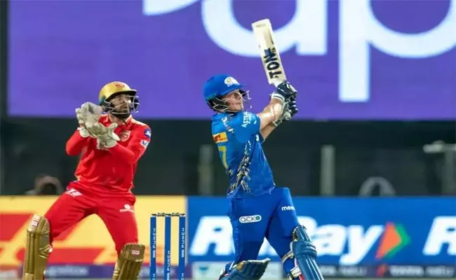 Dewald Brevis aka Baby AB destroys Rahul Chahar in MI vs PBKS clash at IPL 2022 - Sakshi