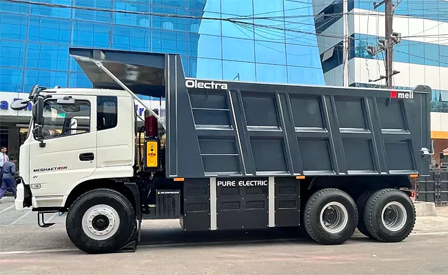 Olectra Greentech Entered Into EV Trucks Manufacturing - Sakshi