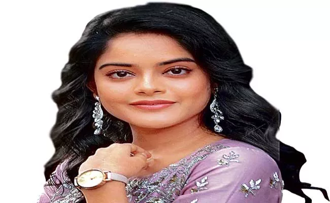 Riddhi Kumar Biography - Sakshi