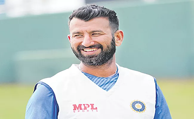 India star Pujara hits unbeaten double century - Sakshi