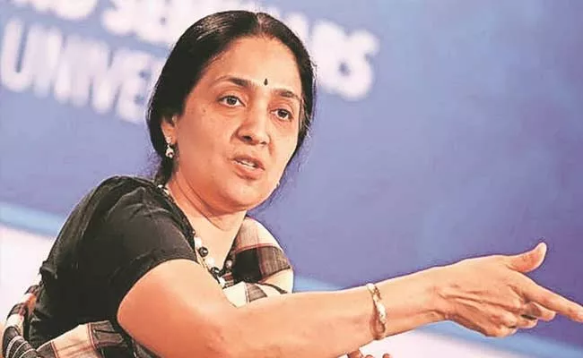 Sat Gives Interim Relief to Former Nse CEO Chitra Ramkrishna - Sakshi