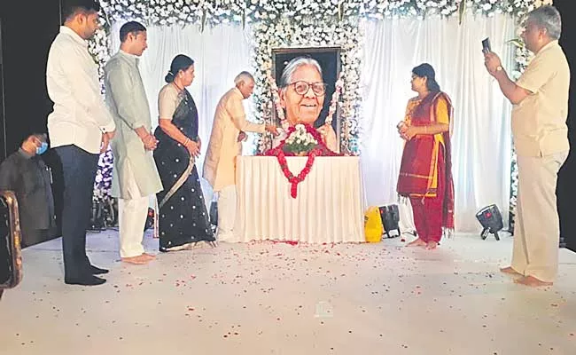 Rich Tributes Paid To Mallu Swarajyam - Sakshi