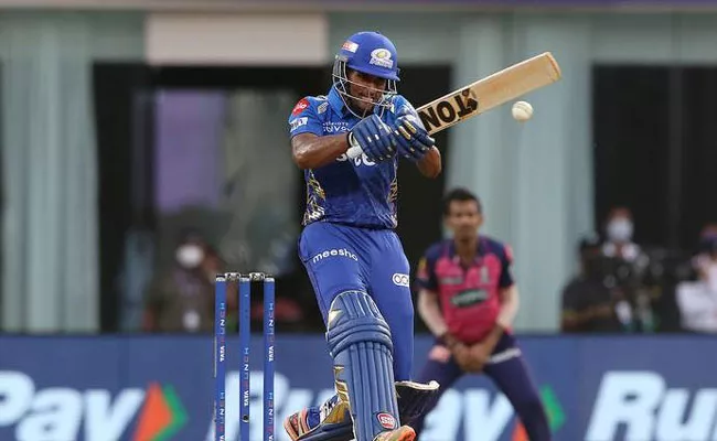 IPL 2022: Fans Praise Tilak Varma Performance Vs Rajastan Royals Match - Sakshi